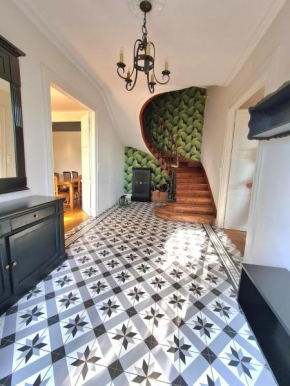 Maison d'exception 300m2, jardin arboré 2000m2, jusqu'à 14 couchages, Pouzauges